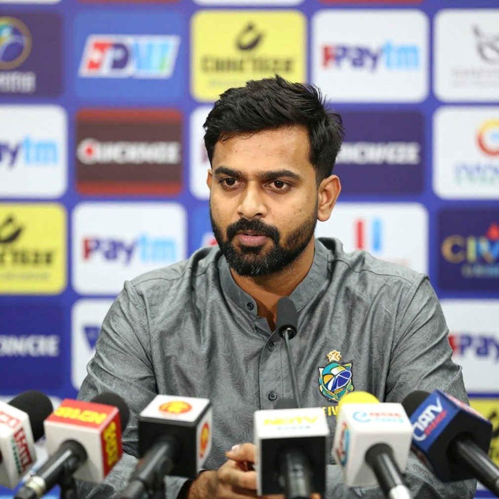 এক সেশন, সাত উইকেট পেসে: আবুধাবিতে আফগানিস্তানের যে পরিকল্পনা বাংলাদেশের মিডল অর্ডার ভেঙেছে