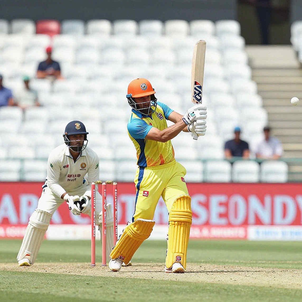নিলামের খাতা: এশিয়ার ফ্র্যাঞ্চাইজি ক্রিকেটে দাম আর আসল খরচের ফারাক