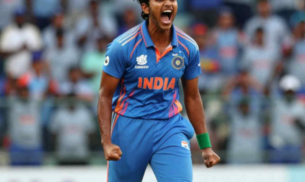 ১২৪/৬ থেকে ৩৯০: রেনশ'র শতক যেখানে এসে থামল, আর যে প্রশ্নটা টপ-অর্ডারে রয়ে গেল
